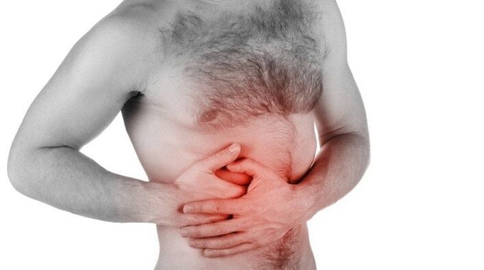 douleur dans les organes internes qui irradie vers le bas du dos